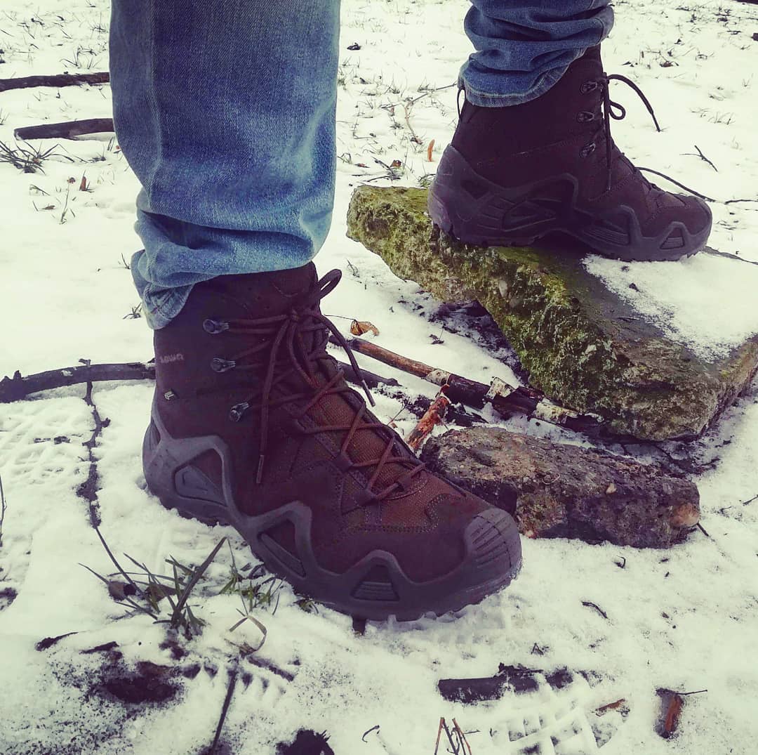Buty na zimę – czy klasyczne buty taktyczne zapewnią nam dobrą ochronę przed mrozem?